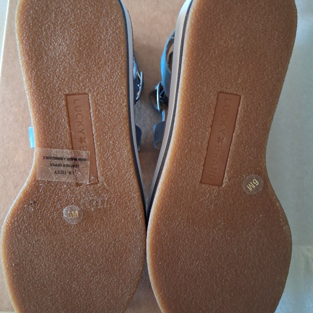 Lucky Brand Blue with White Accent Espadrille Wedge Sandals - size 6 - Picture 5 of 6